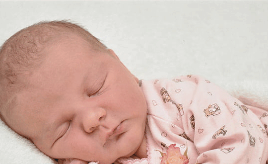 寓意陽(yáng)光與希望的女孩名字