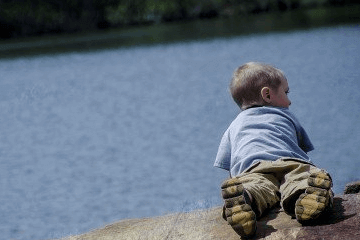 簡單的牛寶寶男孩小名