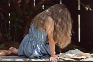 中秋國(guó)慶出生的女孩名字