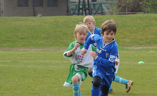 今年男孩名字 比較好聽(tīng)的男孩名字庫(kù)：好聽(tīng)大氣