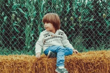 兔年11月出生的男孩取什么名字兩個字