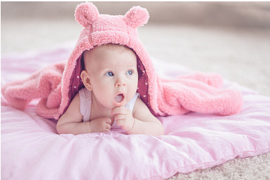 2024年屬龍女寶寶起名：寓意吉祥、朗朗上口的好名字！