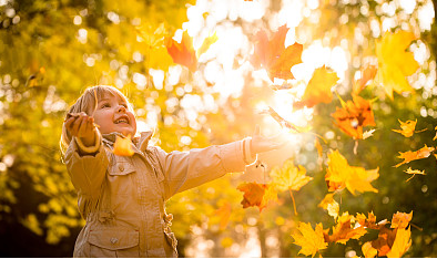 五行缺金的女生起什么名字好呢？名字要有特色