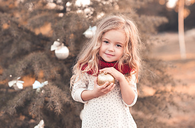 五行缺金的女生起什么名字好呢？名字要有特色