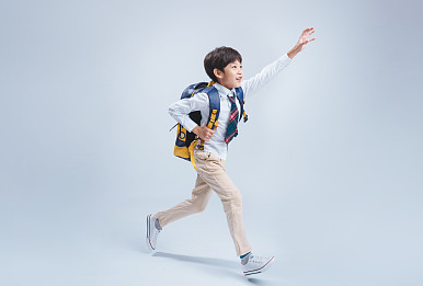 越念越好聽(tīng)的龍年男孩名字分享，配任何姓氏都可！