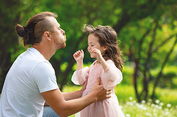 女孩起名丨端莊大方的女孩名，陽光不綠茶，走到哪都被寵愛