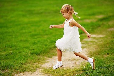 姓安的女孩取什么名字好？ 安姓女孩名字洋氣內(nèi)涵推薦