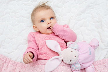 劉姓100分好名女孩不重名，怎么念都不會膩！