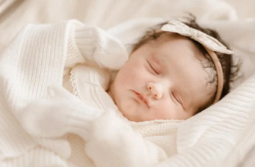 2025屬蛇寶寶起名，為什么蛇寶寶取名需要有草有木？