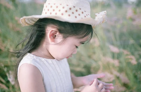 姓王女孩起名，王姓女孩名字高端大氣的