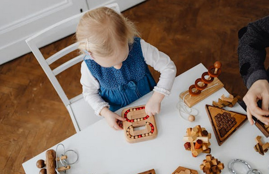 侯姓起名丨取名內(nèi)涵詩意的姓侯男孩名字有哪些？