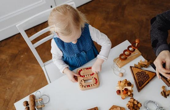 女孩姓楊漂亮有涵養(yǎng)的名字，富有靈氣、落落大方