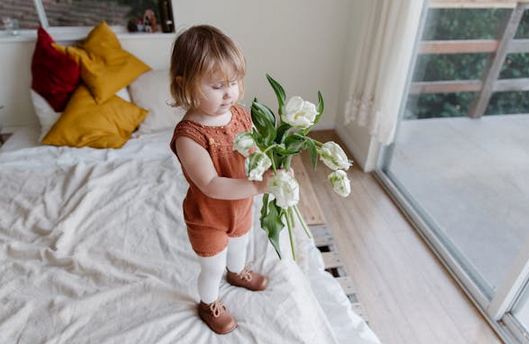 女孩起名，季姓女孩名字大全洋氣   