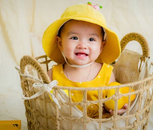 姓盛的女孩名字高雅一點的，寶寶起名