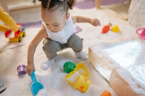 李姓簡單獨(dú)特的男孩名字分享，簡單又好聽！