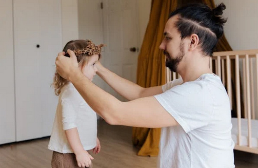 帶山帶土字旁的女孩子名字，五行屬土帶山字旁的字