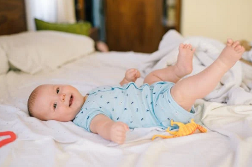 2025年8月8日出生的寶寶取什么名好，五行缺什么