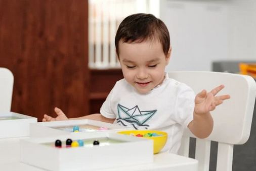 2025年8月19日出生的寶寶取什么名好，五行缺什么