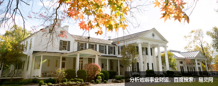 井柏然劉雯逛商場大方秀恩愛，井柏然名字打分，解析